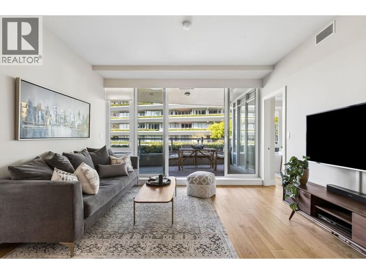 Property Photo:  866 Arthur Erickson Place 204  BC V7T 0B2 