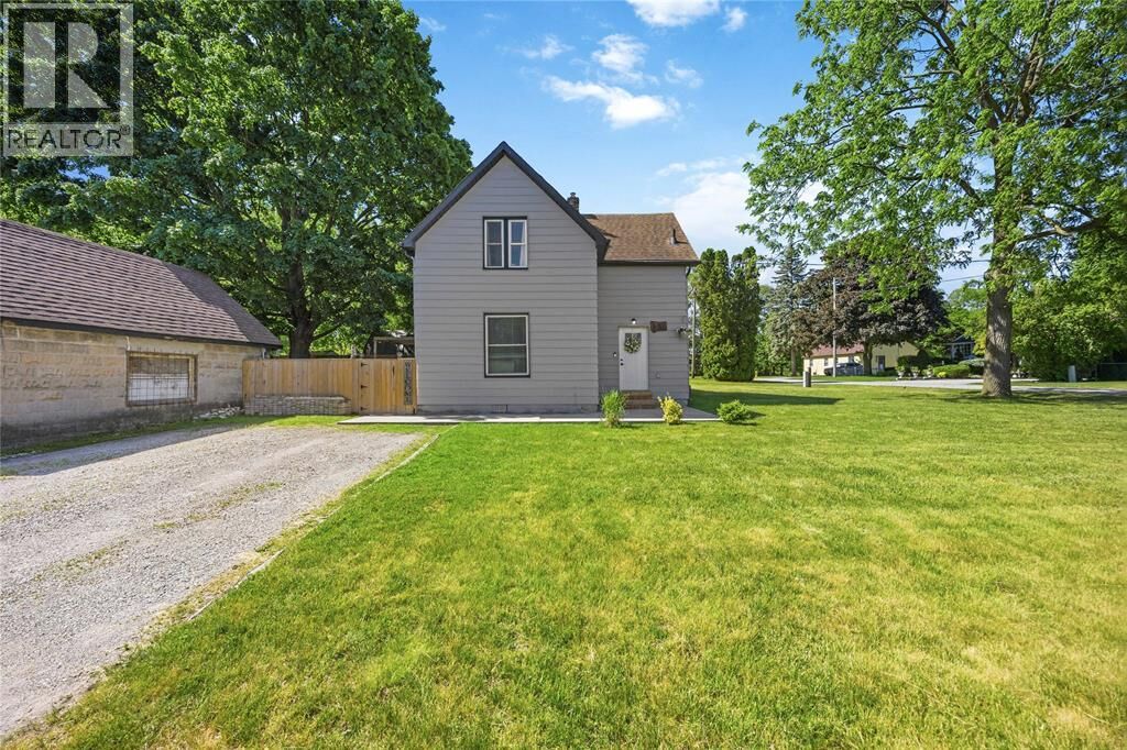 Property Photo:  137 Church Street  ON N0N 1G0 
