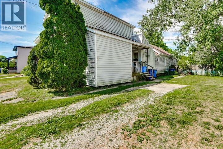 Property Photo:  30 Duke Street South  ON N7M 4L9 