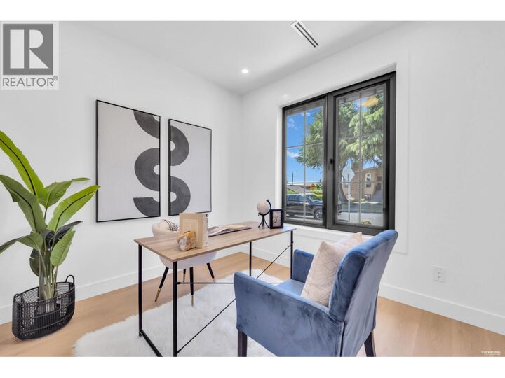 Photo de la propriété: 2316 Cliff Avenue 2 BC V5A 2L2