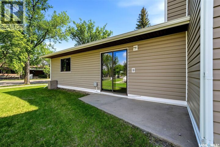Property Photo: 6463 Rochdale Boulevard SK S4X 2Y9