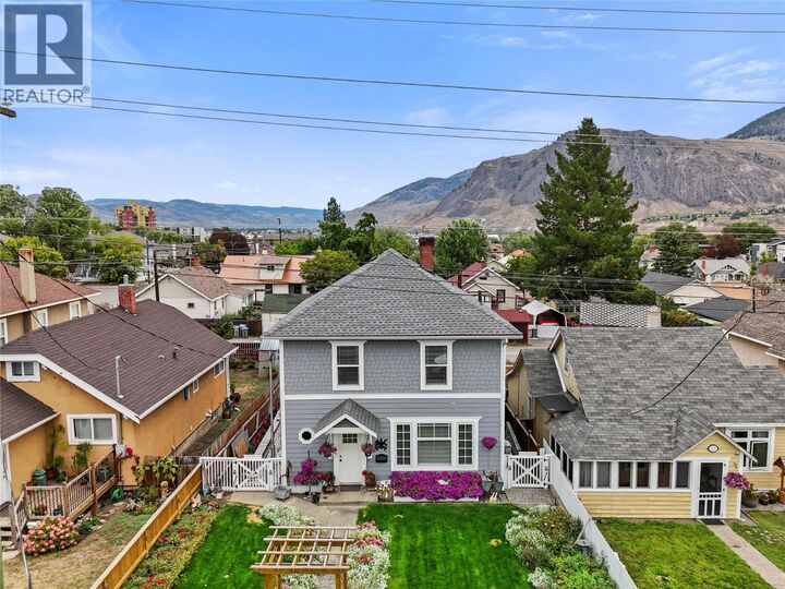 716 Columbia Street — photo 1