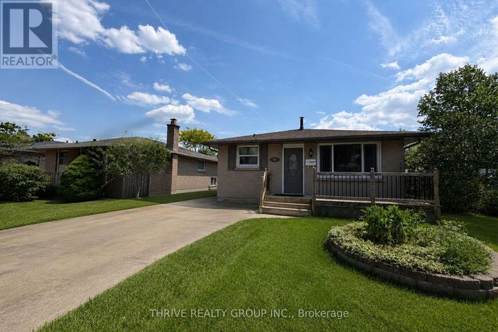 Property Photo:  727 Millbank Drive Lower  ON N6E 1Y7 