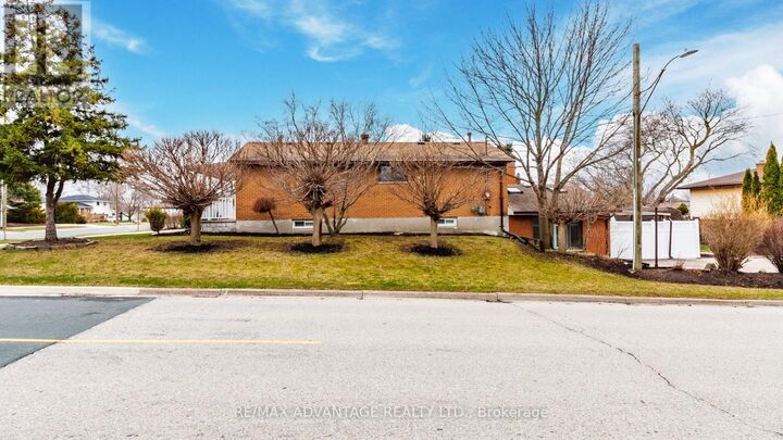 Property Photo: 190 Fairview Avenue ON N5R 5K4
