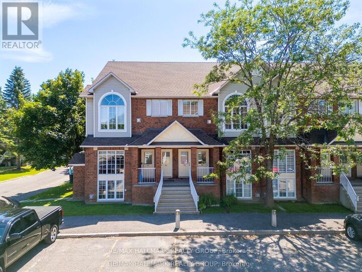 Property Photo: 82 Briston Private ON K1G 5P6