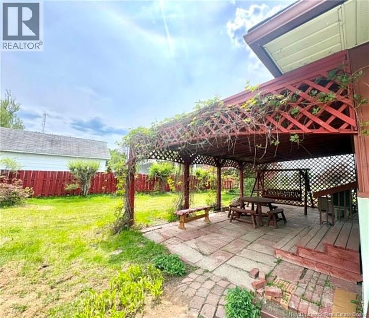 Property Photo:  45 Parkside Street  NB E3N 4A3 