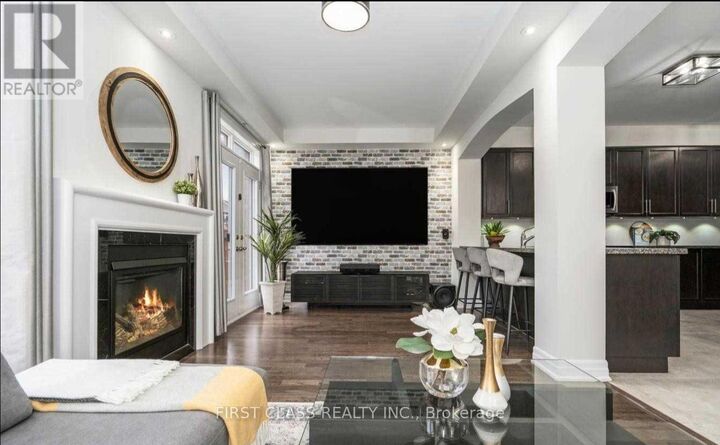 Property Photo:  11 Claudview Street  ON L7B 0C6 