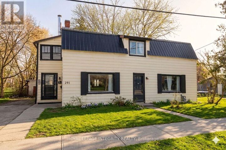 Property Photo:  191 Bell Street  ON K7S 2R5 
