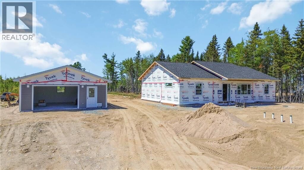Property Photo:  31 Sandlewood Lane  NB E3G 0E7 