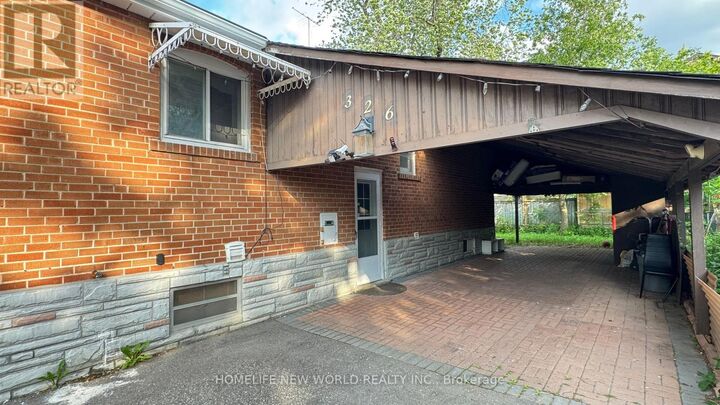 Property Photo:  326 Crosby Avenue Lower  ON L4C 2R7 