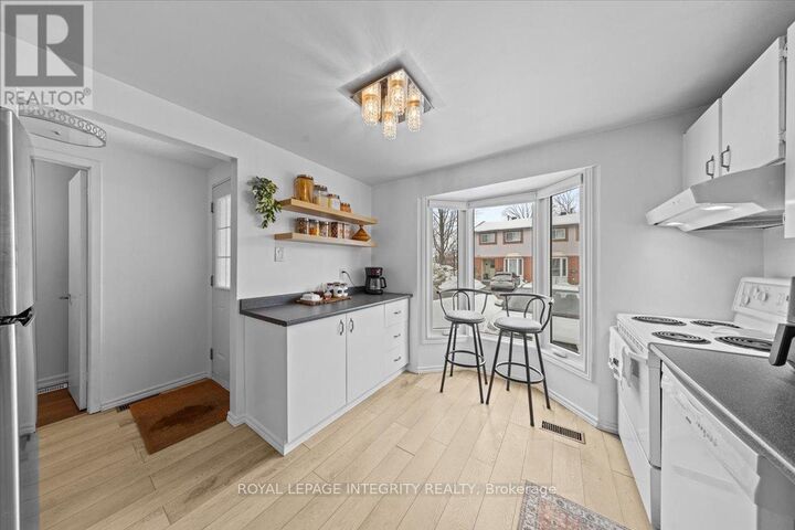 Property Photo:  1196 Priory Lane  ON K1C 1Z9 