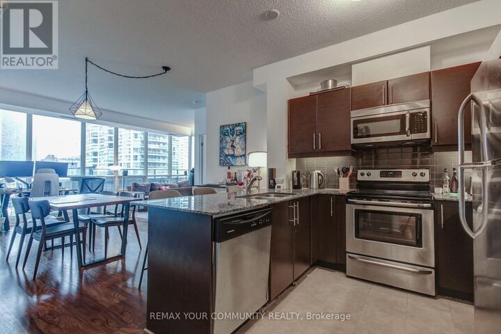 Property Photo:  33 Bay Street 508  ON M5J 2Z3 