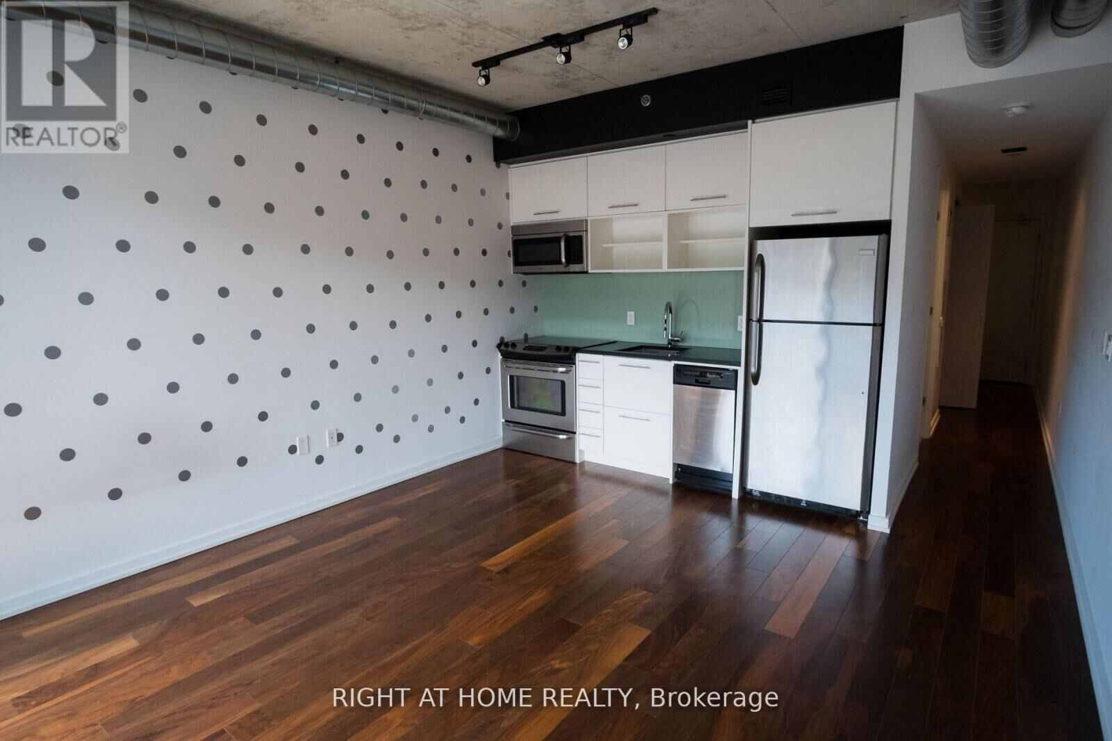Property Photo:  47 Lower River Street 342  ON M5A 0G1 