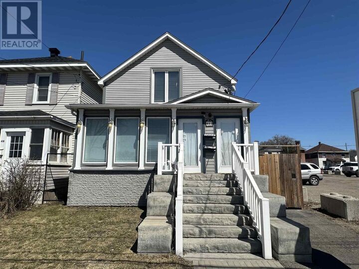 Property Photo:  412 Albert St  ON P6A 2J8 