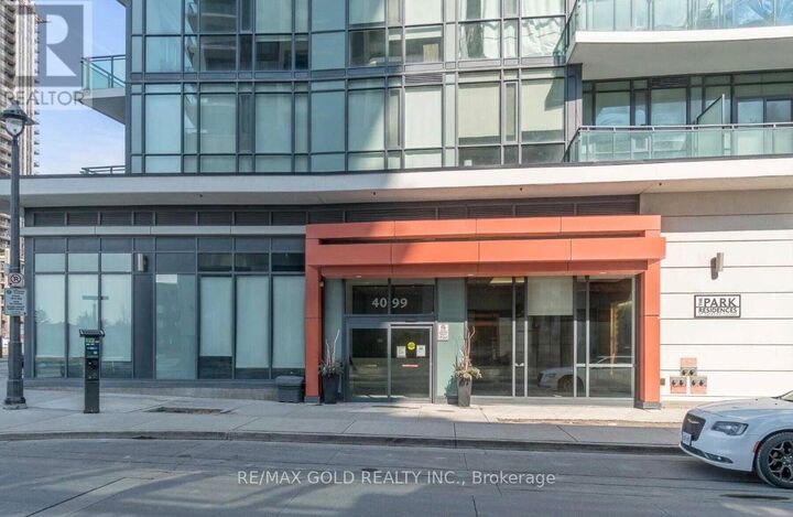 Property Photo:  4099 Brickstone Mews 3302  ON L5B 0G2 