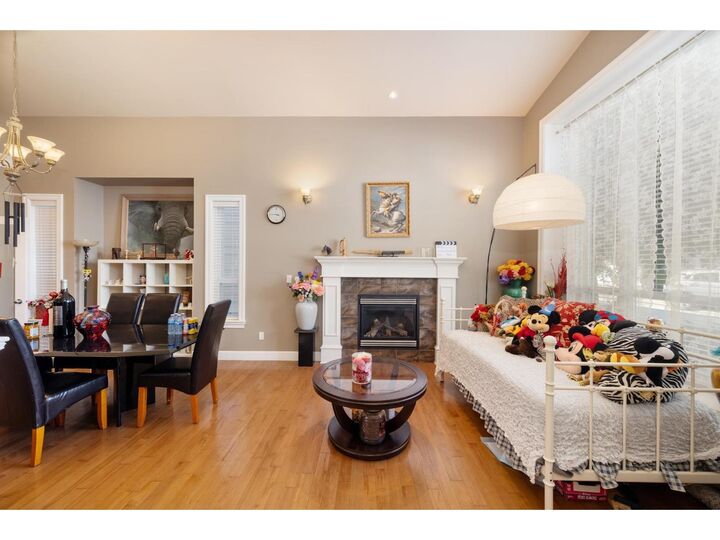 Property Photo: 3502 150A Street 9 BC V3Z 4R2