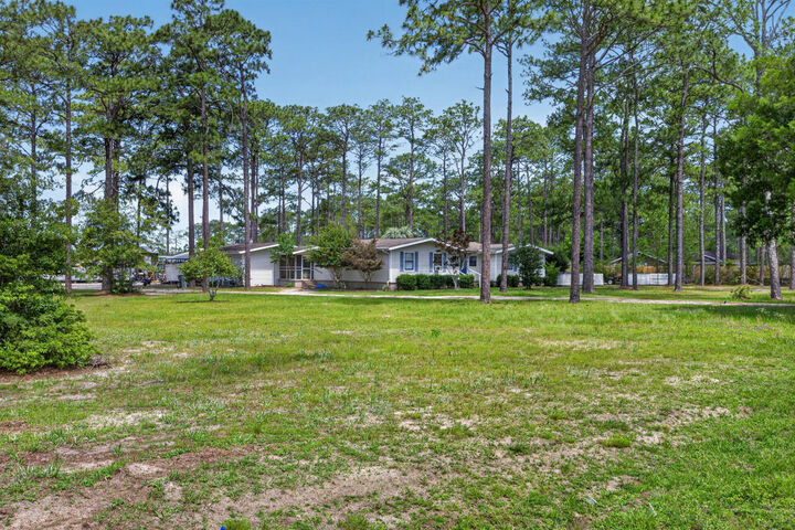 Property Photo: 14162 331 Business Highway FL 32439