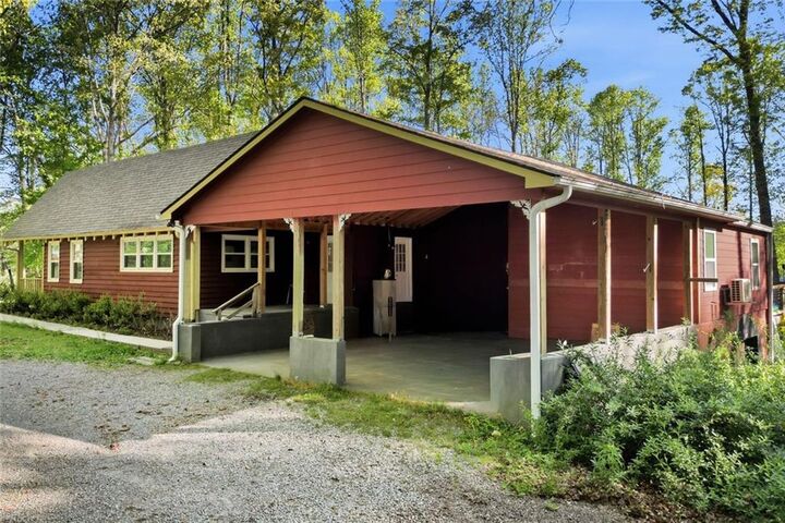 Property Photo:  1905 Highway 136 Connector  GA 30175 