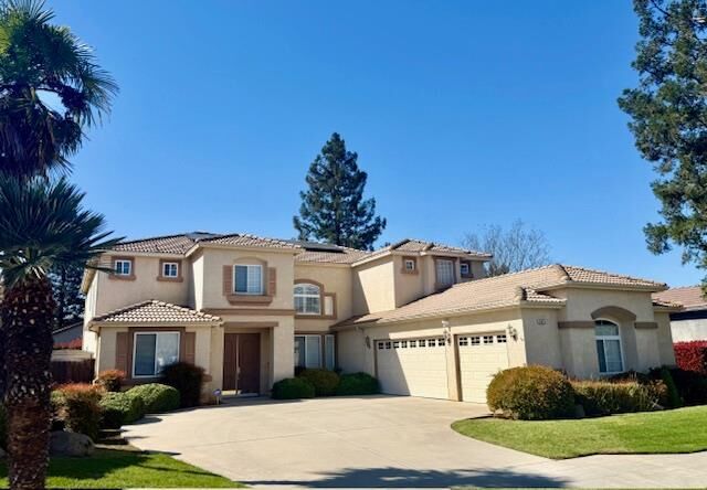 Property Photo:  9635 N Matus Avenue  CA 93720 