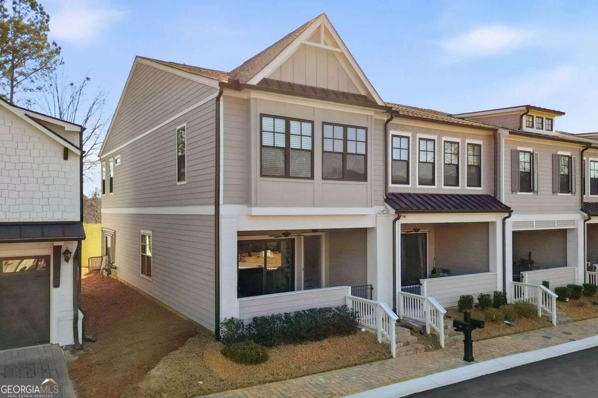 Property Photo:  611 Stickley Oak Way  GA 30189 