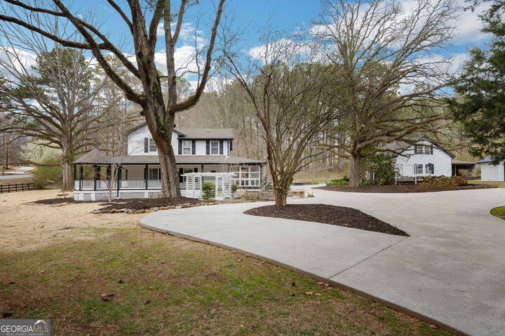 Property Photo:  813 Sandy Creek Road  GA 30214 