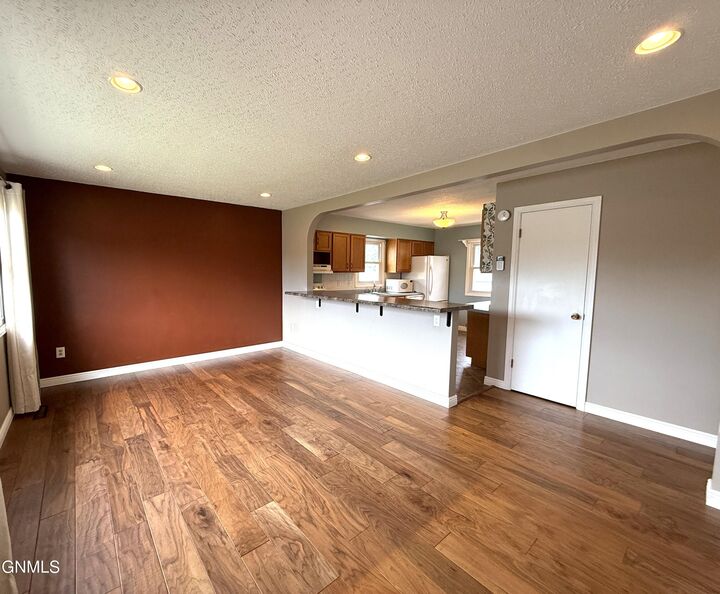 Property Photo:  2300 8th Street NW  ND 58703 