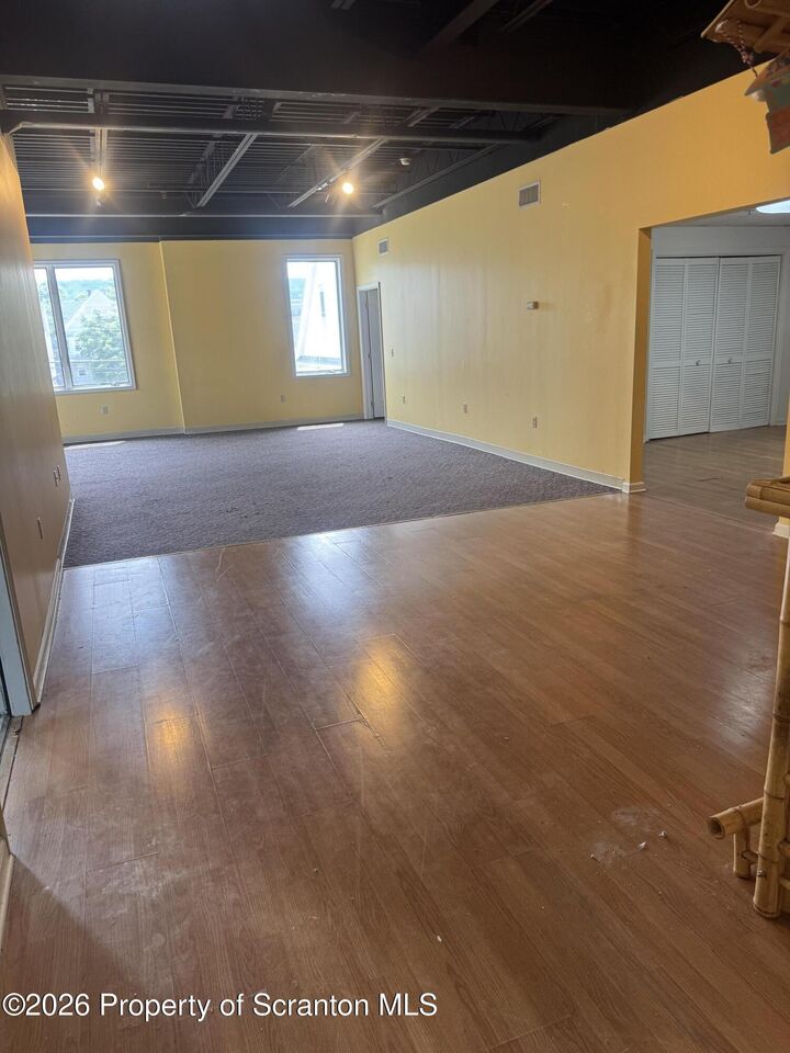 Property Photo:  1201 Mulberry Street Unit B  PA 18510 