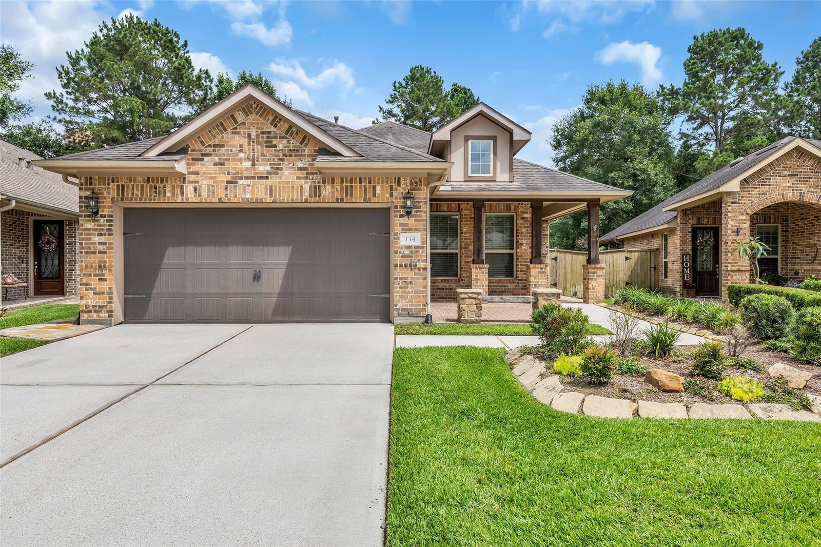 Property Photo: 134 Verbena Way TX 77316
