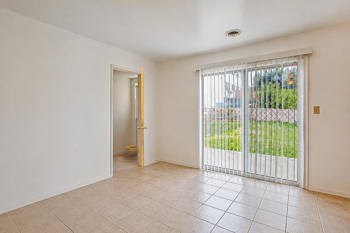 Property Photo: 1632 E Washington Street PA 18109