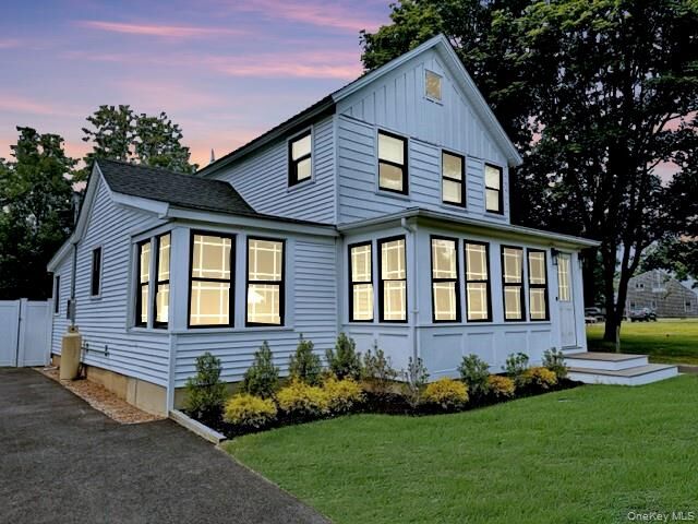 Property Photo:  275 Sound Road  NY 11944 