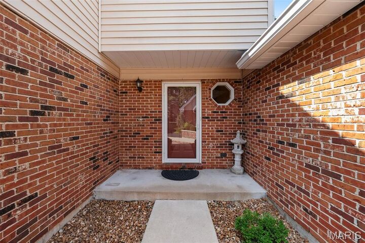 Property Photo: 1004 Pocono Trail MO 63021