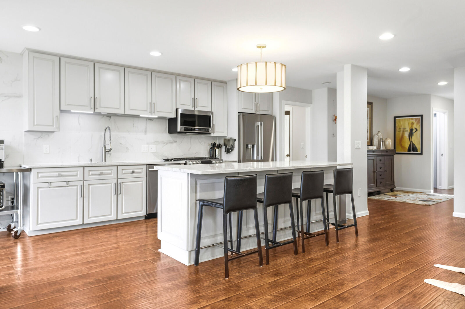 Property Photo: 7224 W Mequon Square Dr WI 53092