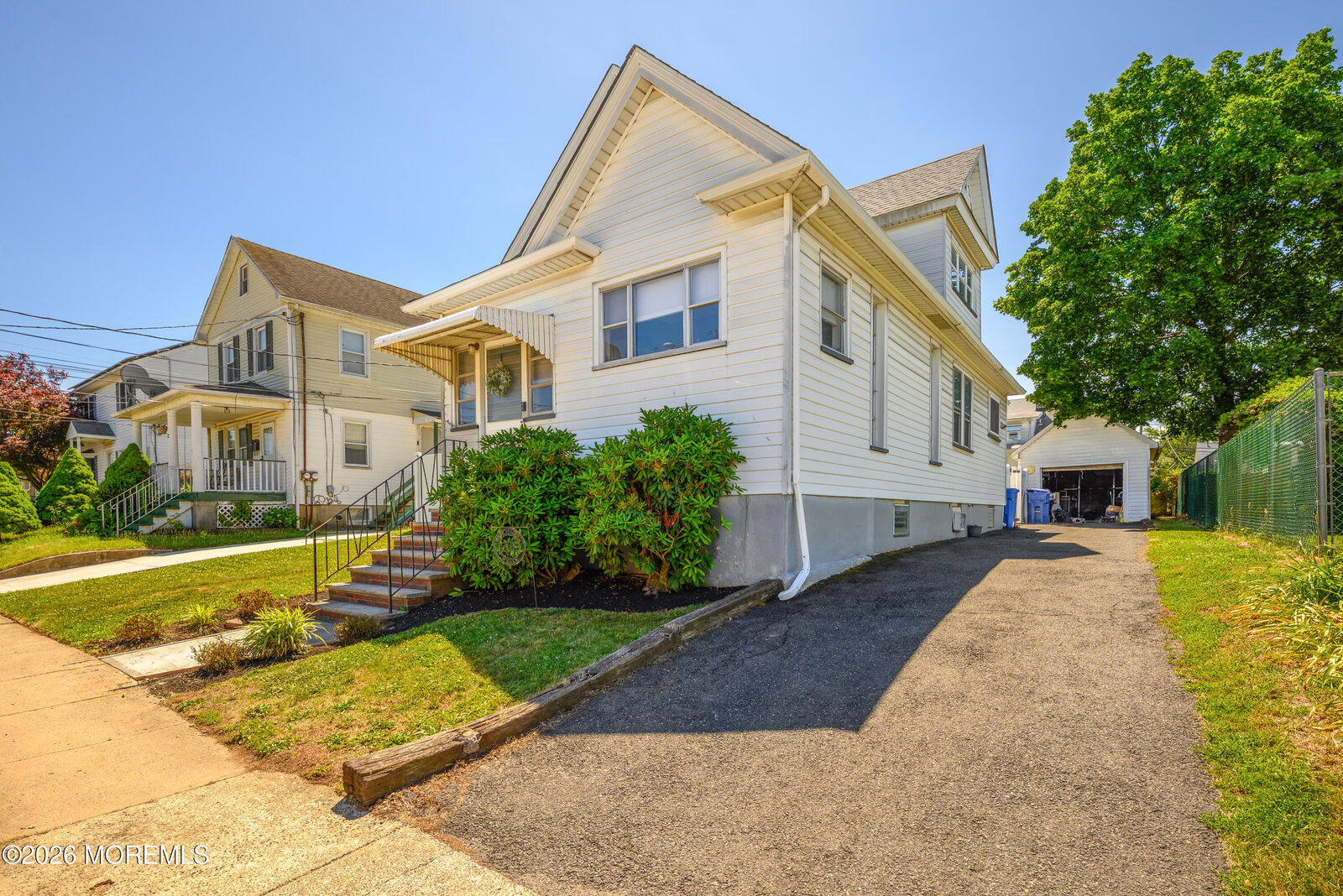 Property Photo: 10 Beechwood Place NJ 08902