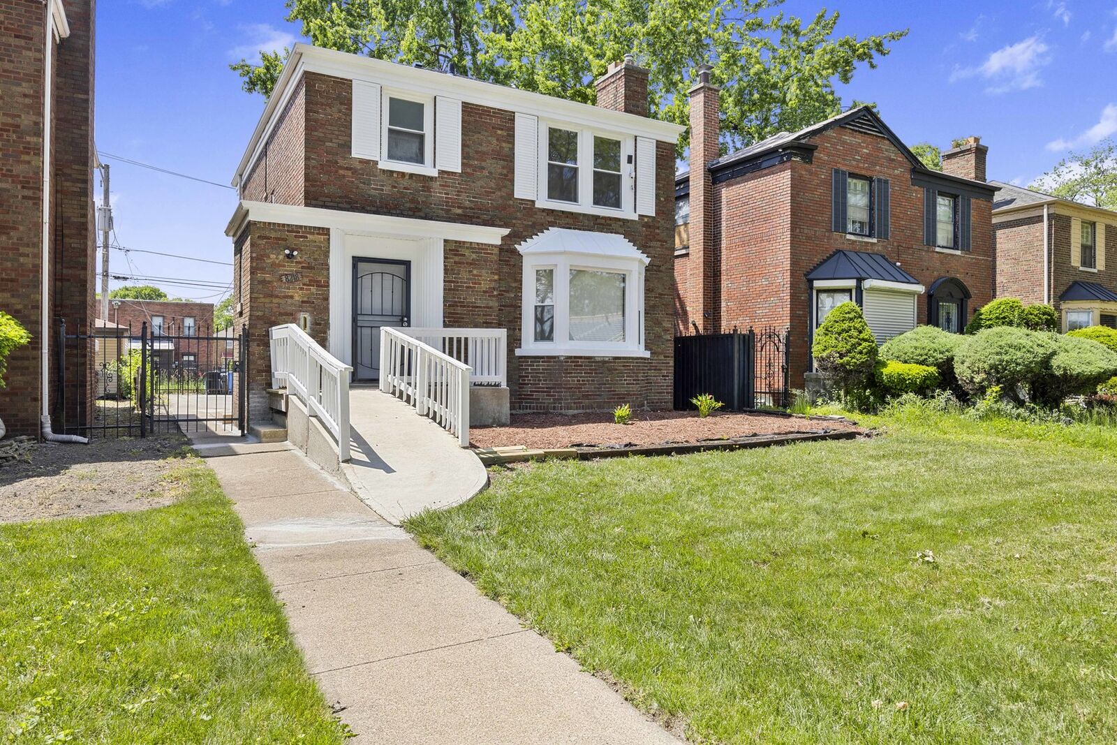 Property Photo: 8218 S Yates Boulevard IL 60617
