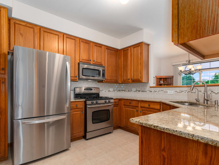 Property Photo: 429 Merlot Court IL 60543
