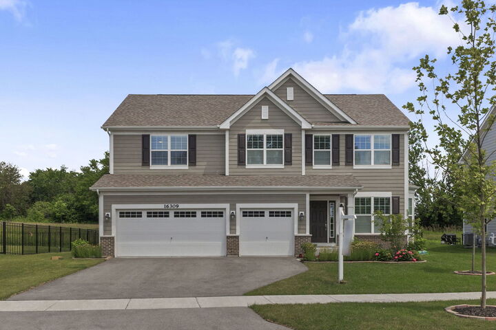 Property Photo:  16309 S Sun Meadow Drive  IL 60441 