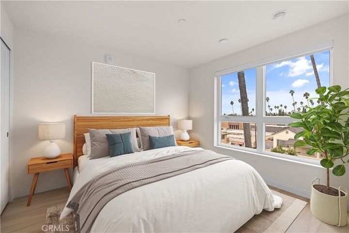 Property Photo: 1818 S Norton Avenue 401 CA 90018