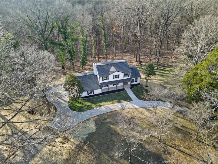 Property Photo: 1640 Simpson Dr TN 37043