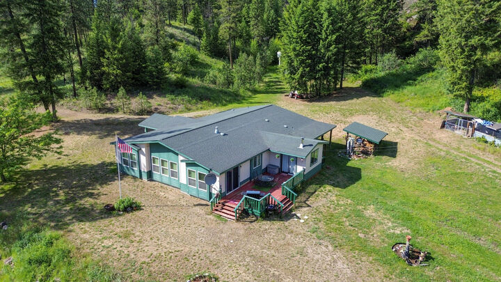 Property Photo:  3434-A Rockcut Rd  WA 99141 