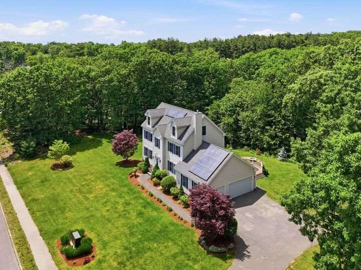 Property Photo:  14 James Way  NH 03051 