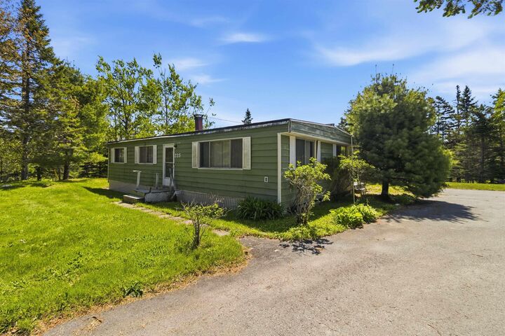 Property Photo: 225 South Uniacke Road NS B0N 1Z0