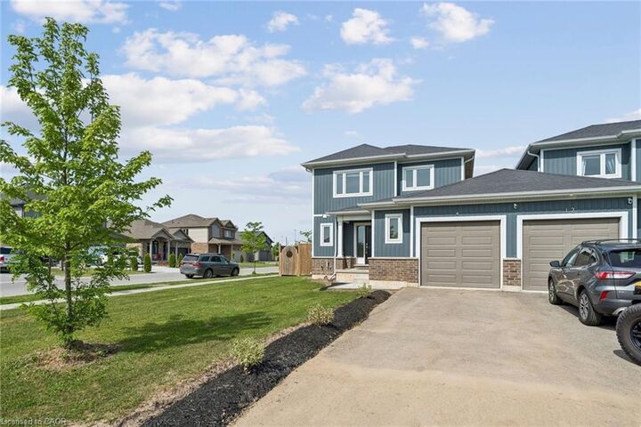 Property Photo:  4 Viger Drive  ON L3B 0E3 