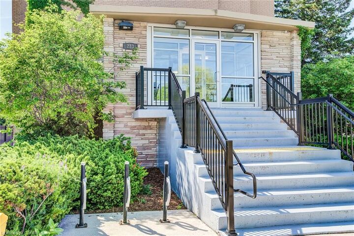 283 Fairway Road N 302 — photo 1