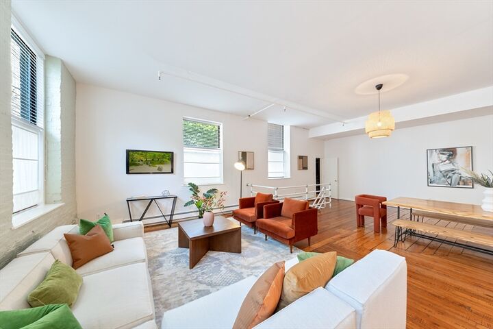 Property Photo: 69 Harvey St 3 MA 02141