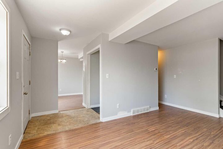 Property Photo:  19 Third Avenue SE 2  SK S0M 1R0 