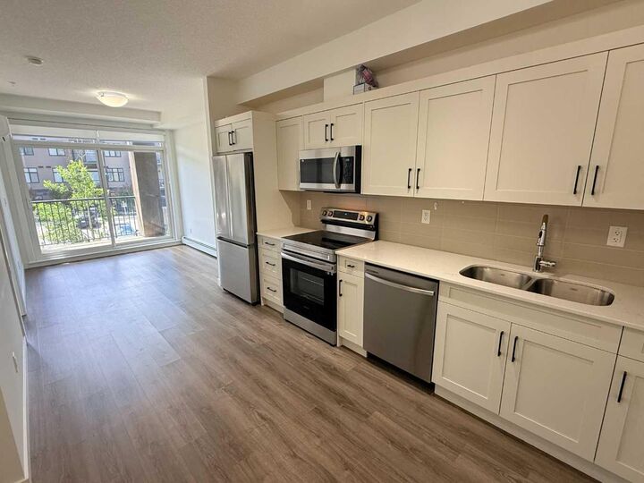 Property Photo:  200 Seton Circle SE 2207  AB T3M 3X1 