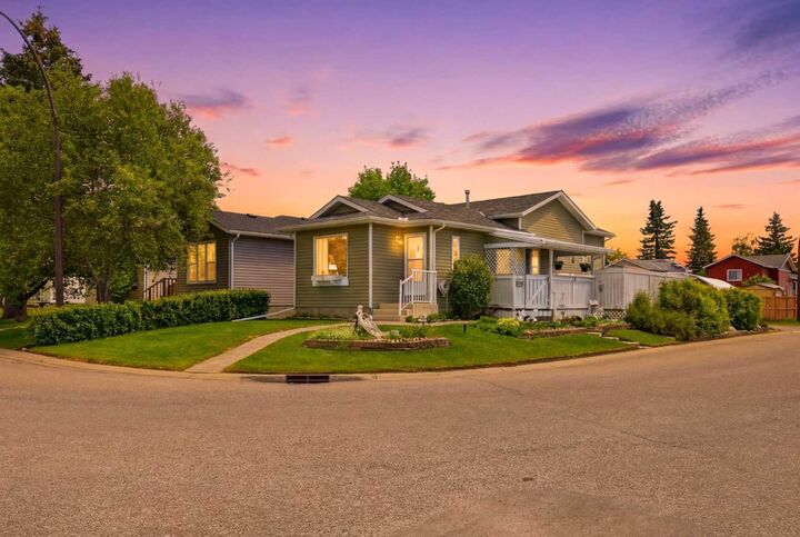 45 Taradale Close NE — photo 1