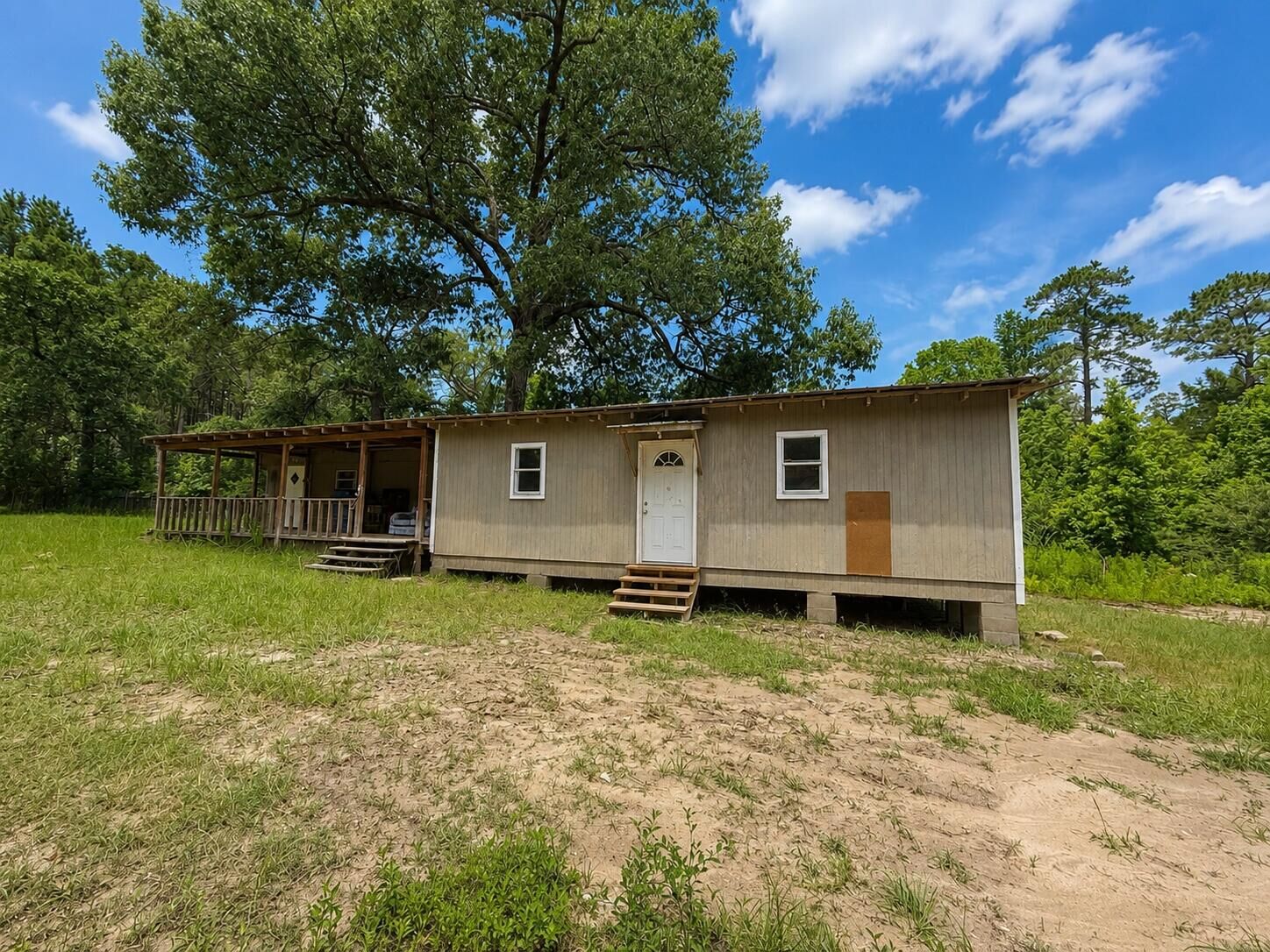 Property Photo: 359 Brown Ritter LA 71446