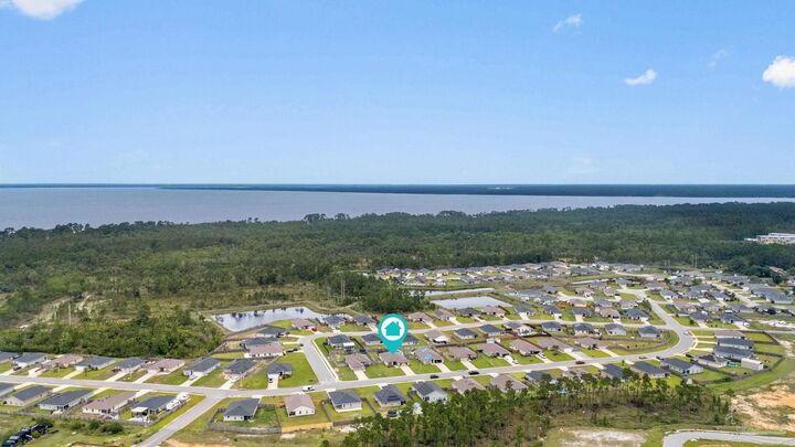 Property Photo:  6268 Redberry Dr  FL 32563 