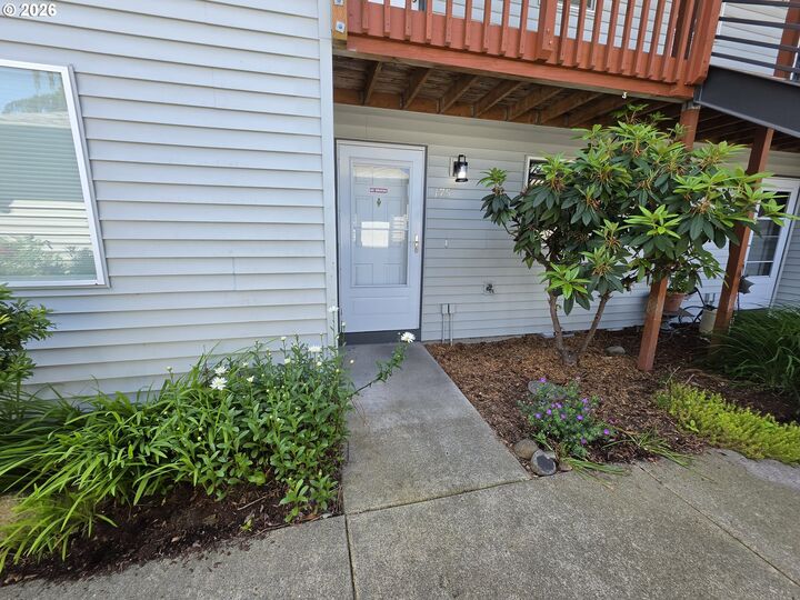 Property Photo:  4000 NE 109th Ave 175  WA 98682 